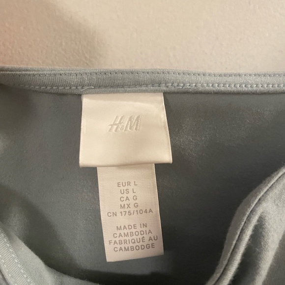 H&M bodysuit (NWOT) - Picture 2 of 5